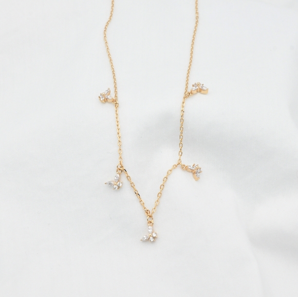 Maison Doreé Fly Necklace Gold Plated - Picture 5 of 9